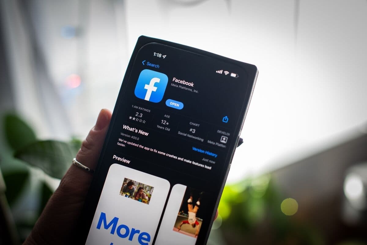 facebook-ve-messenger-de-xususi-yeniyetme-hesablarinin-istifadesine-start-verilib