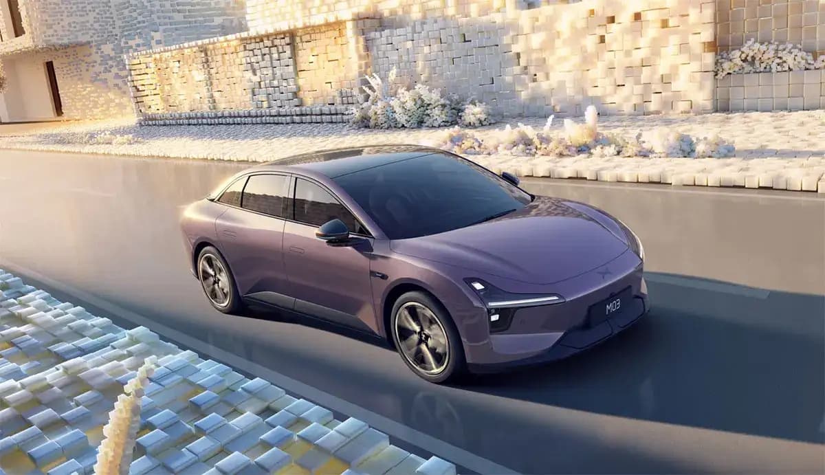 pulsuz-avtopilota-sahib-xpeng-mona-m03-max-elektromobili-teqdim-edilib-qiymeti