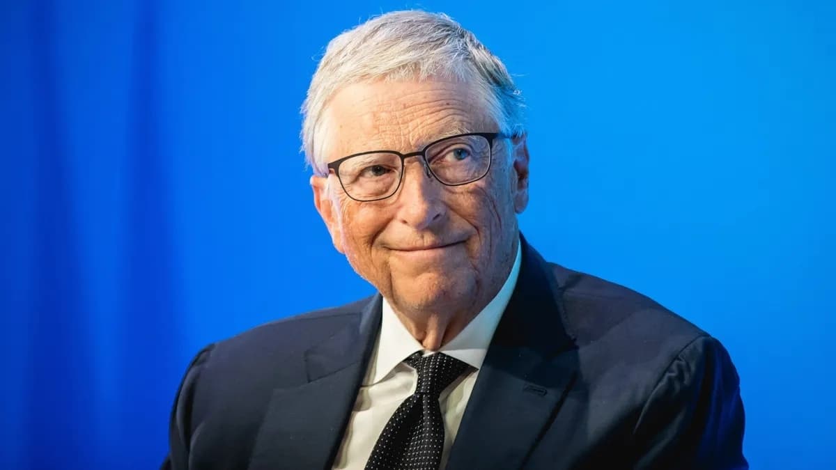 bill-gates-suni-zeka-dunyadaki-hekim-ve-muellim-catismazligi-problemini-aradan-qaldira-biler