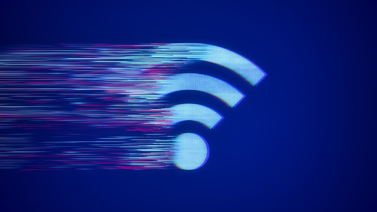 novbeti-5-il-erzinde-wi-fi-keyfiyyeti-asagi-duse-biler
