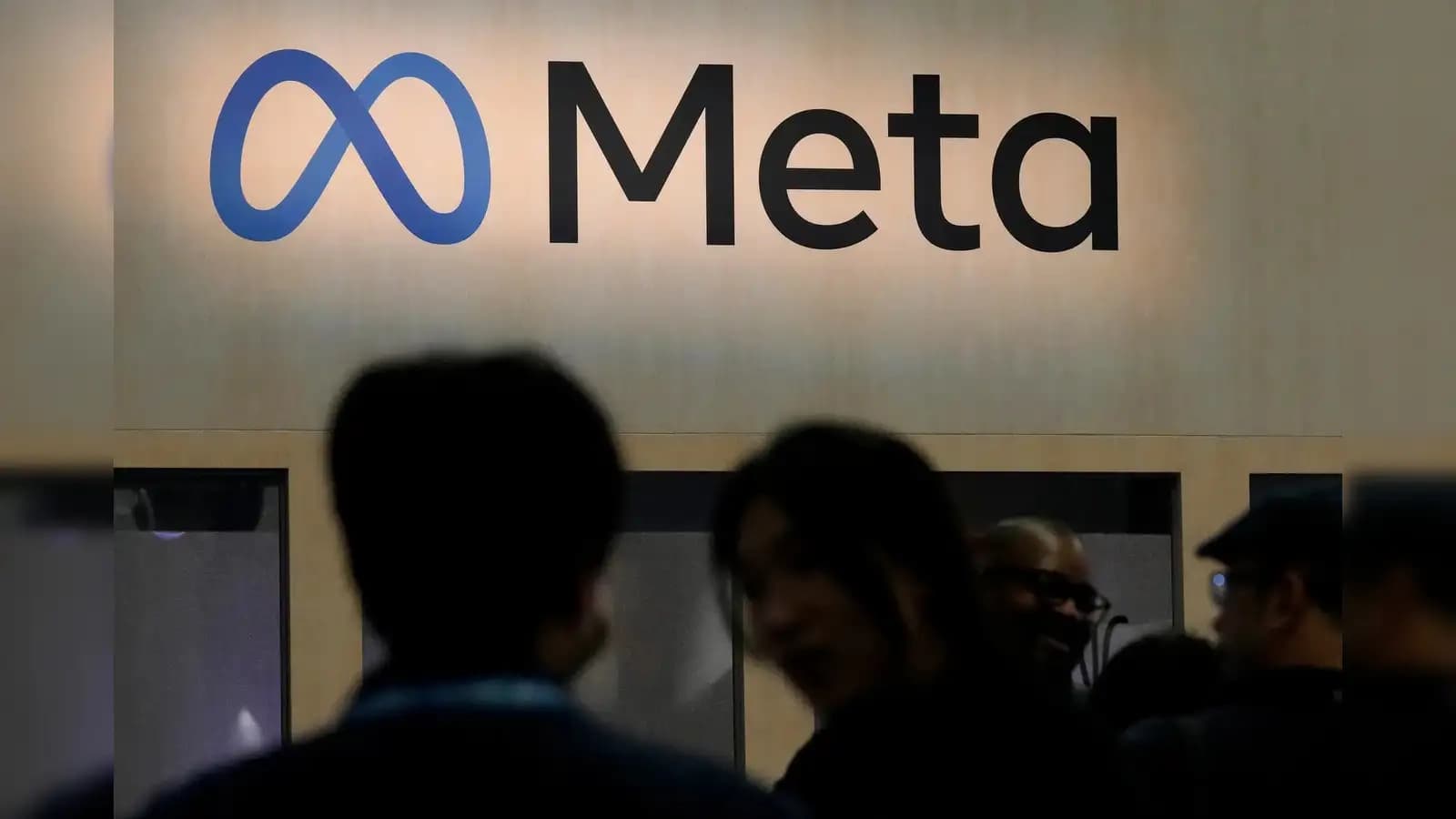 meta-ai-cihaz-istehsalcisi-limitless-i-satin-aldi