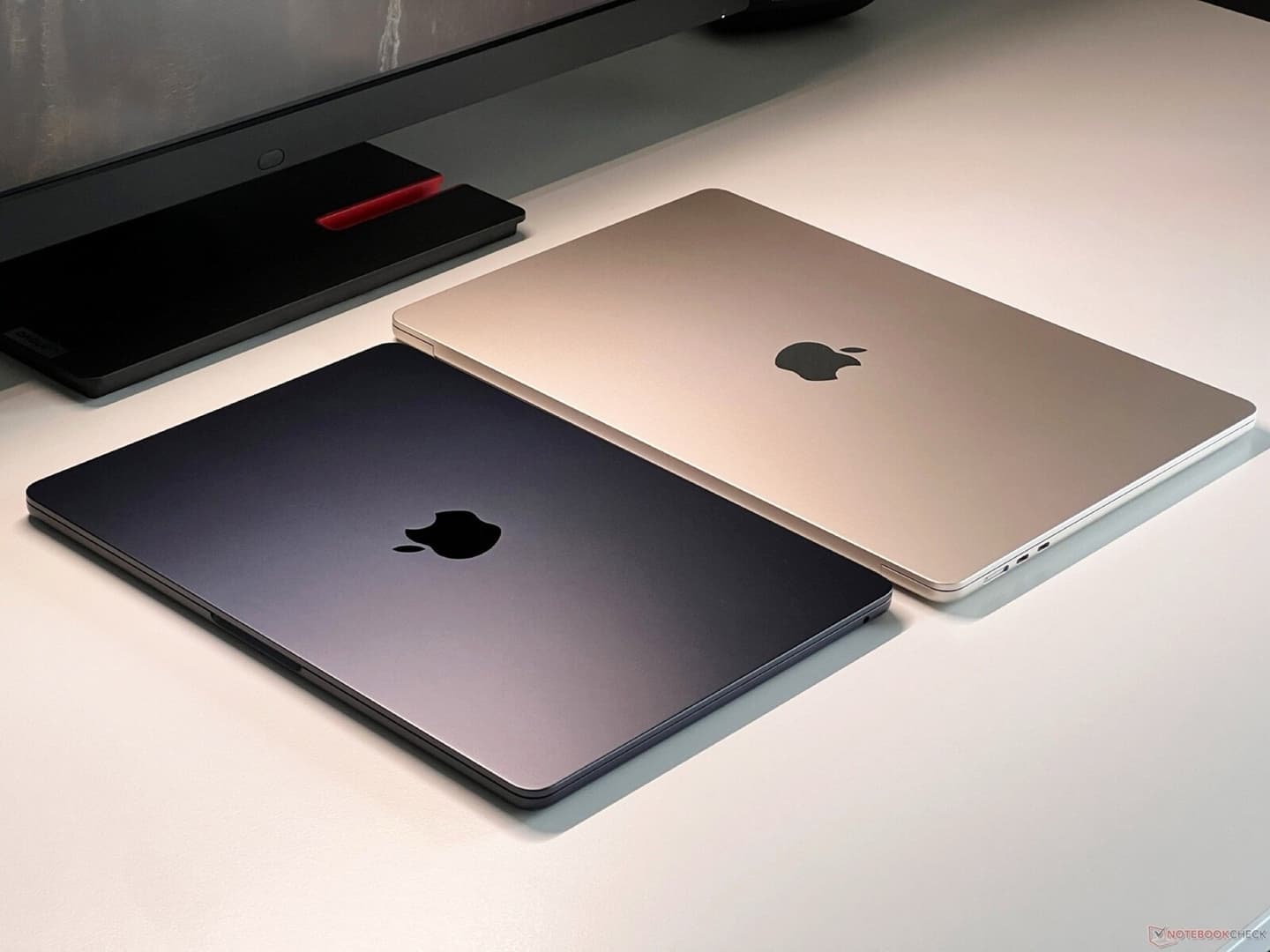 apple-599-dan-satilacaq-budceli-macbook-u-satisa-cixaracaq