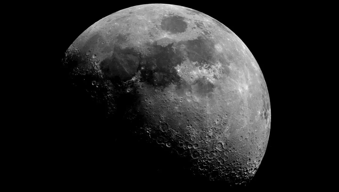 nasa-50-il-once-getirilmis-ay-torpaq-numunelerini-inceleyib