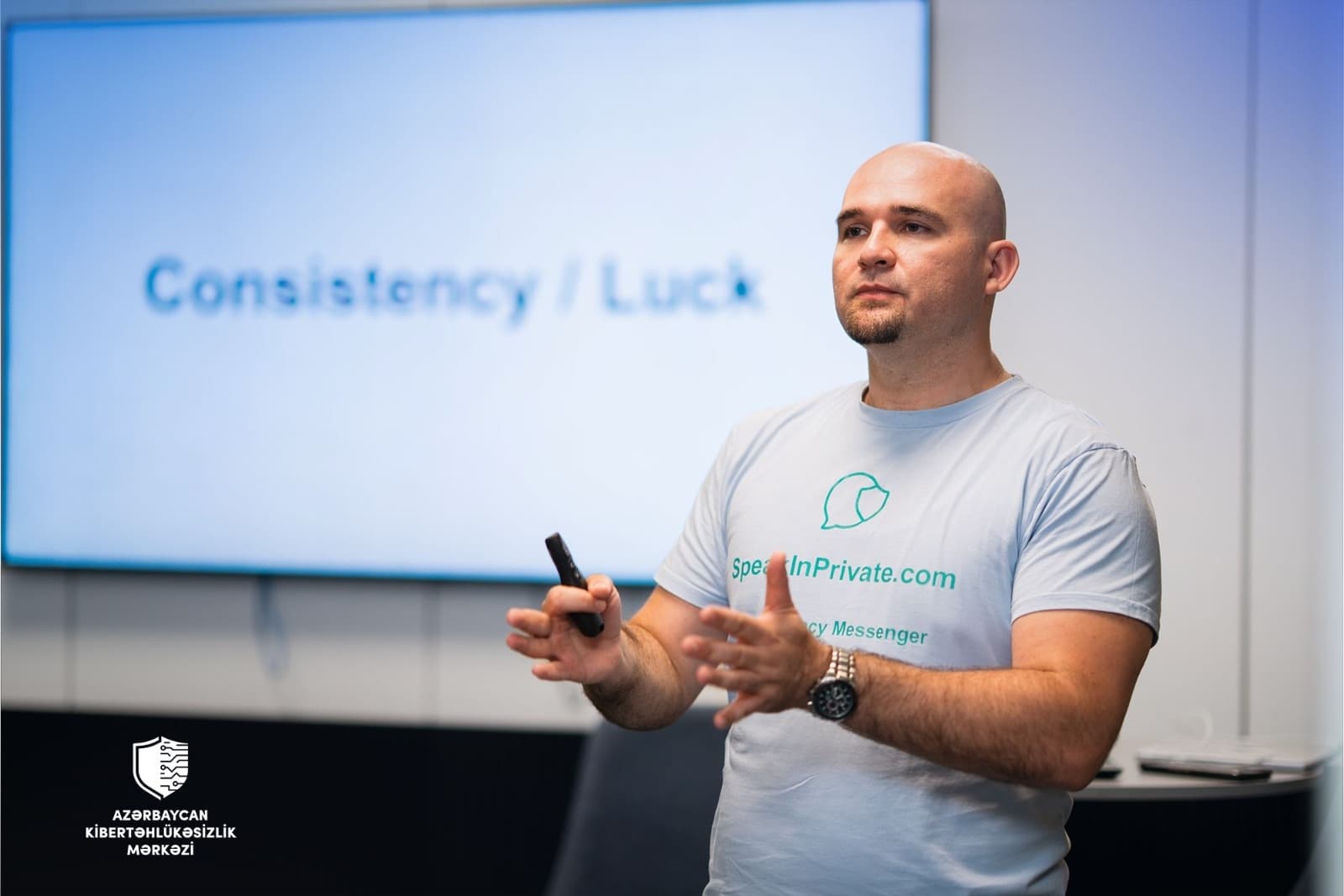 googleu-terk-edib-oz-yolunu-secdi-azer-eliyevin-speakinprivate-startapinin-hekayesi