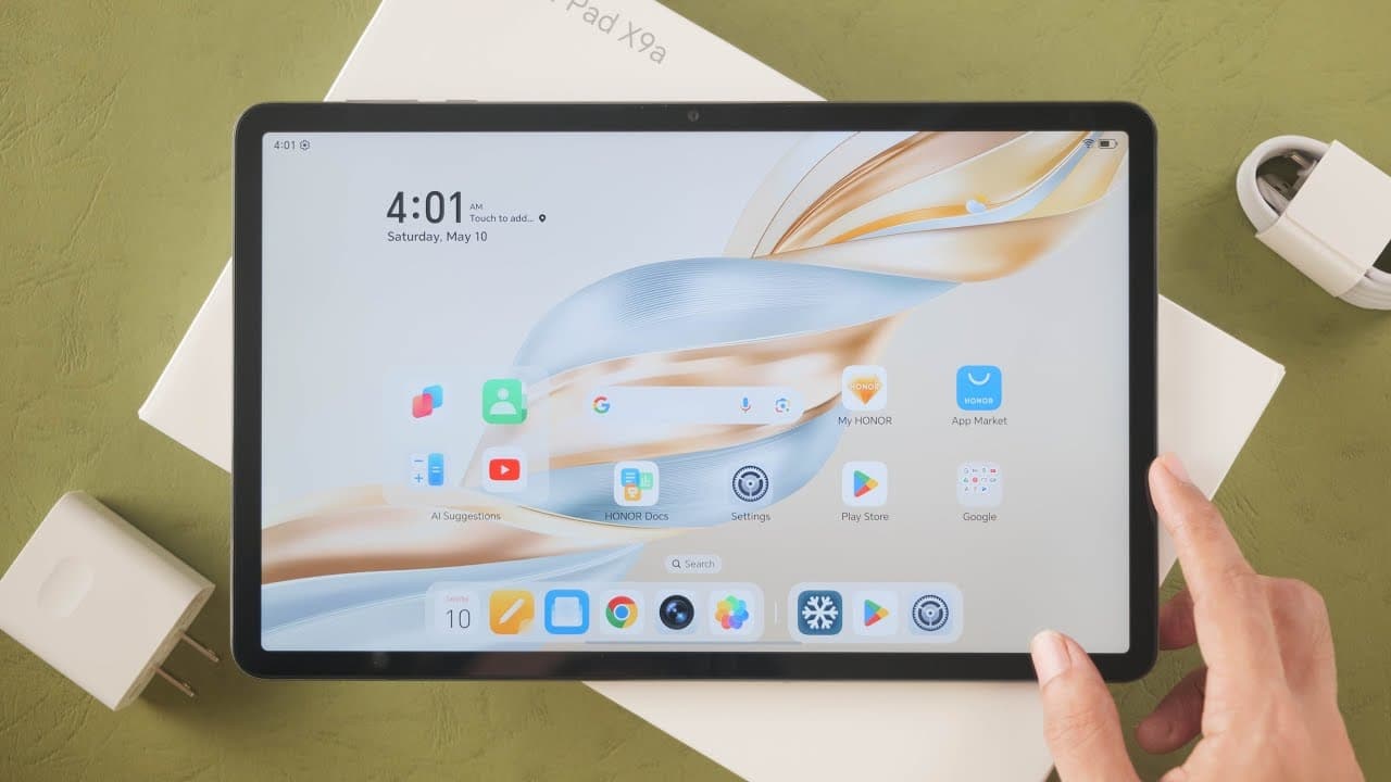 teqdimata-hazirlasan-honor-tablet-10-plansetinin-resmi-fotolari-teqdim-edilib