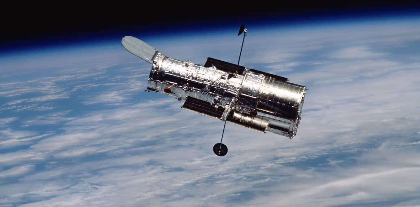 hubble-kosmik-teleskopunun-35-yasi-tamam-olub