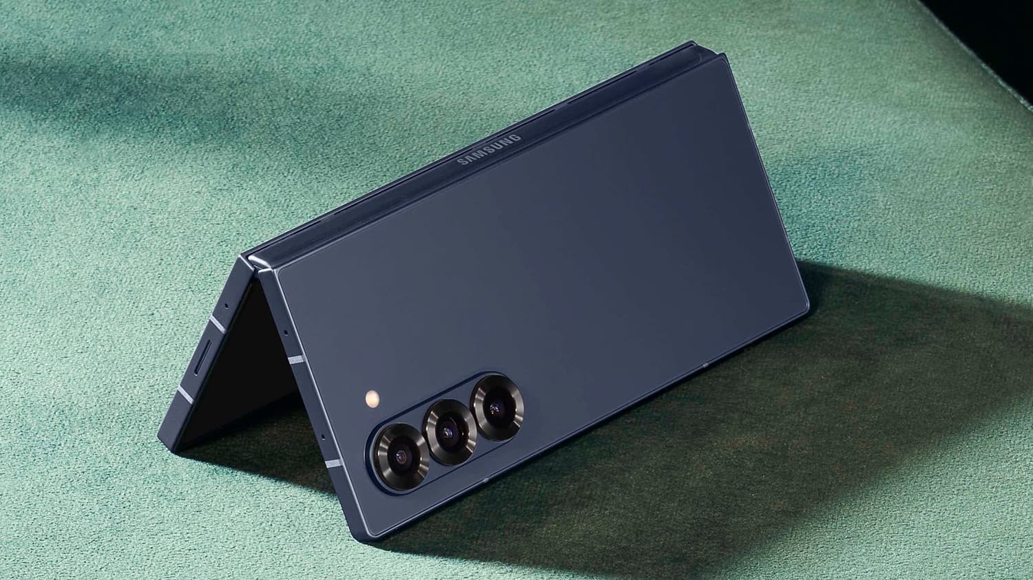 samsung-galaxy-z-fold-7-ve-z-flip-7-nin-teqdimat-tedbiri-resmi-sekilde-anons-edilib