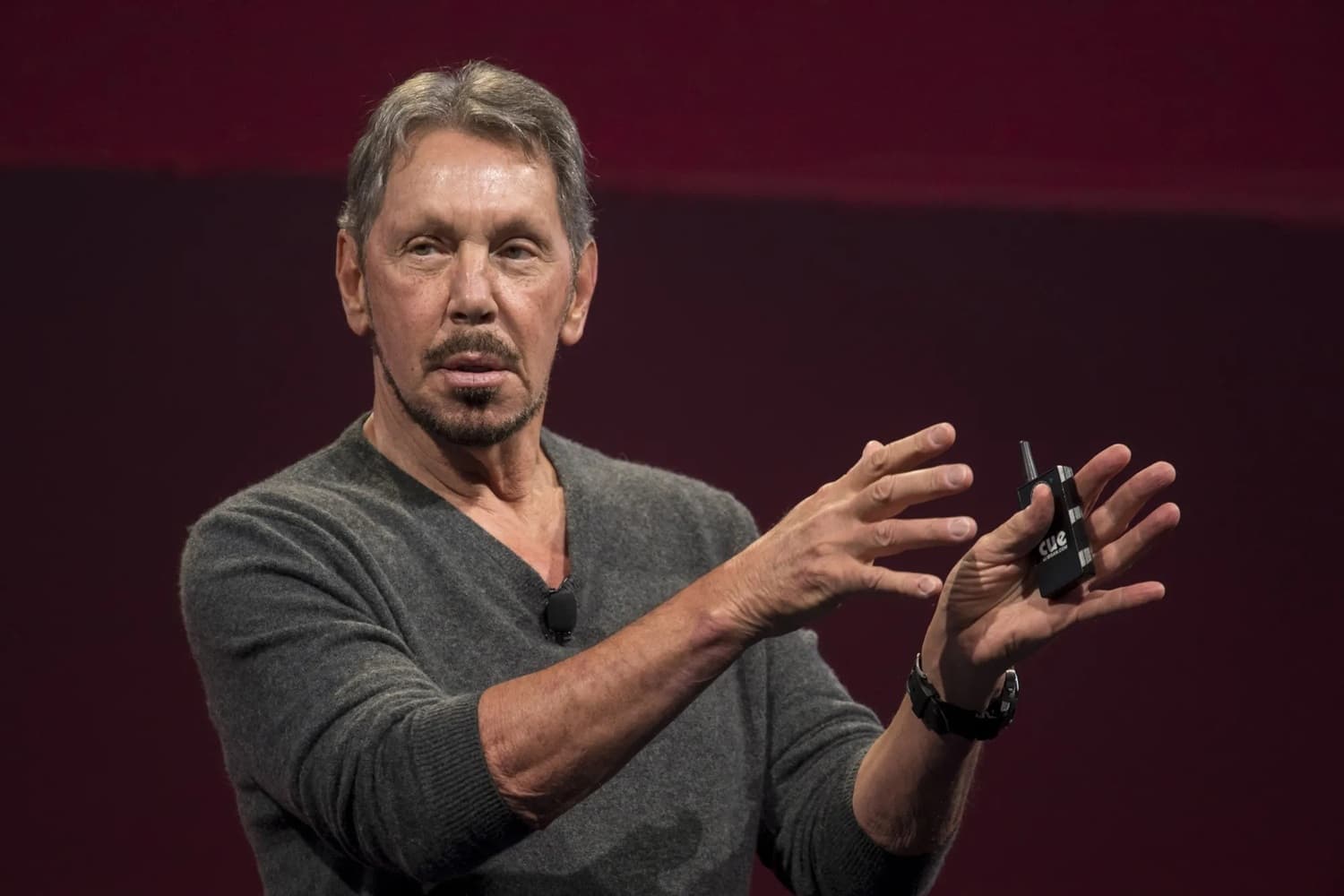 oracle-in-hemtesiscisi-larry-ellison-dunyanin-en-varli-sexsi-olub