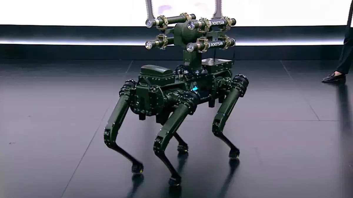 turkiye-sirketi-dordayaqli-herbi-robotu-teqdim-edib