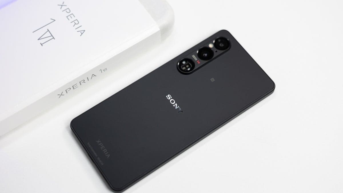 sony-bundan-sonra-xperia-smartfonlarini-ozu-istehsal-etmeyecek